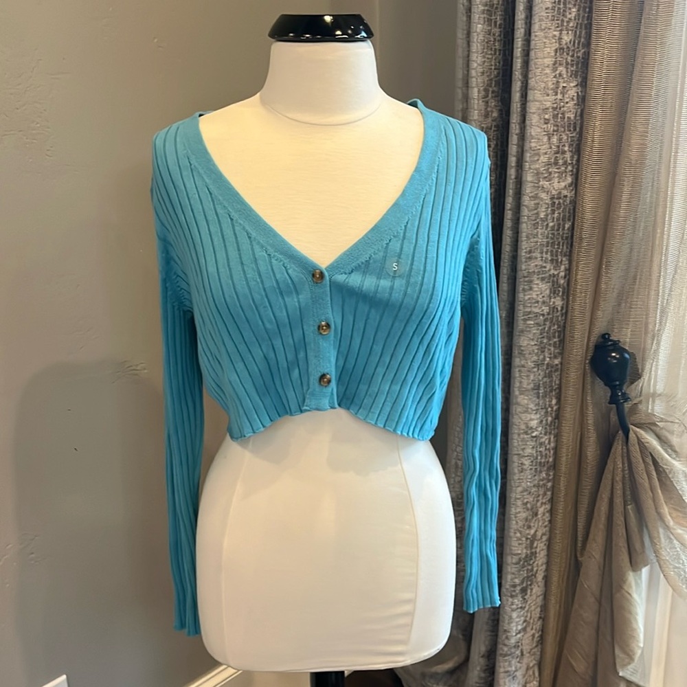 Cropped cardigan